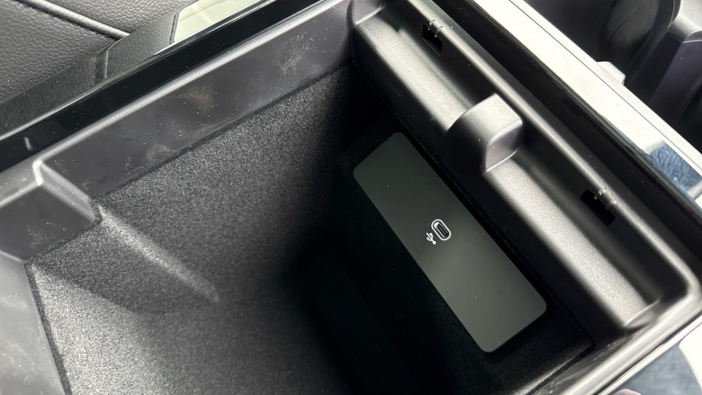 Land Rover Range Rover Evoque 1.5 P270e Edition 5dr Auto Hatchback